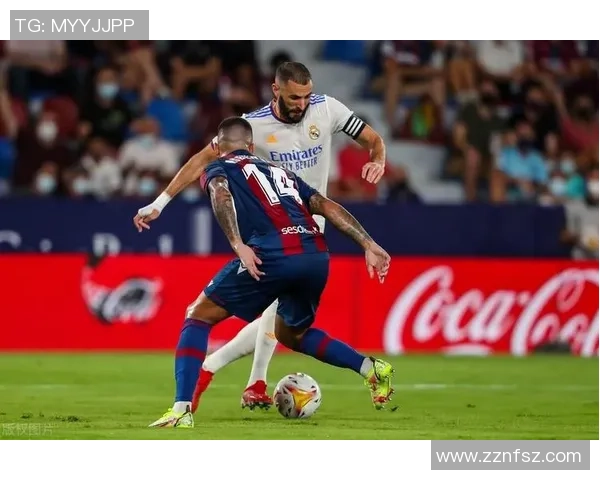 西甲焦点战:拜仁强势3-0战胜皇马精彩集锦回顾引发全场沸腾